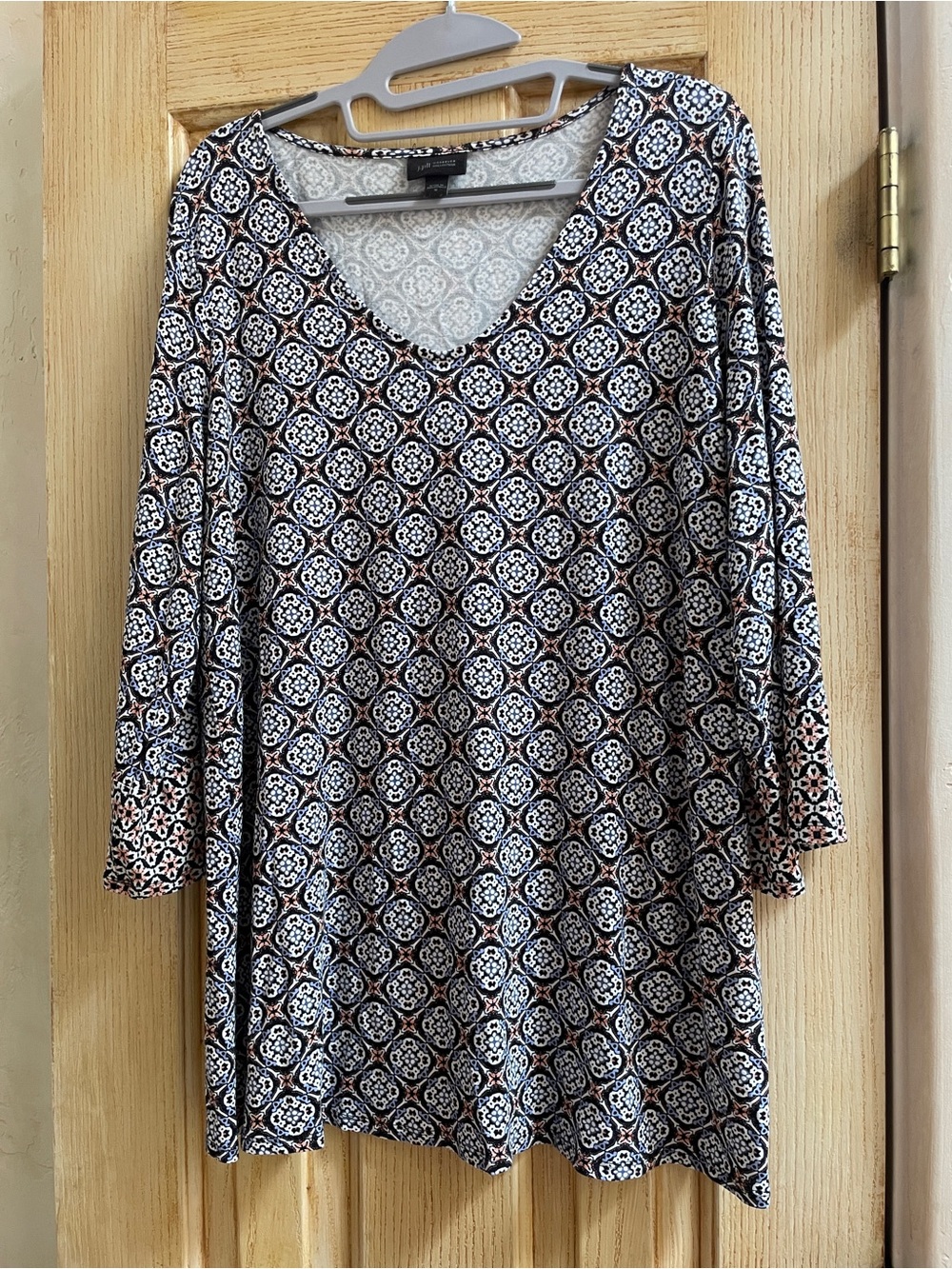 J Jill rayon knit tunic